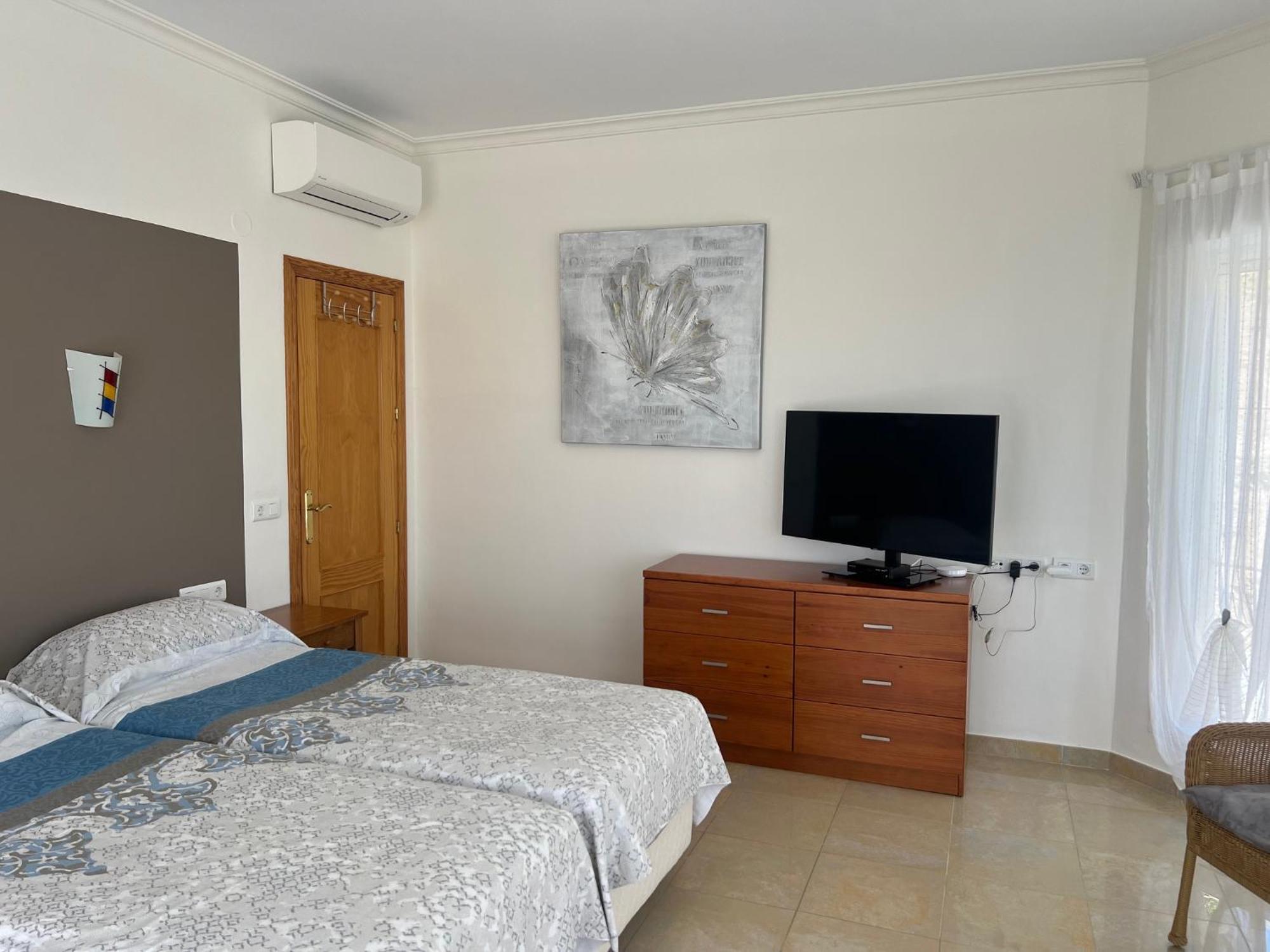 Villa Camakini With Heated Pool And Sea View 아레나스 외부 사진