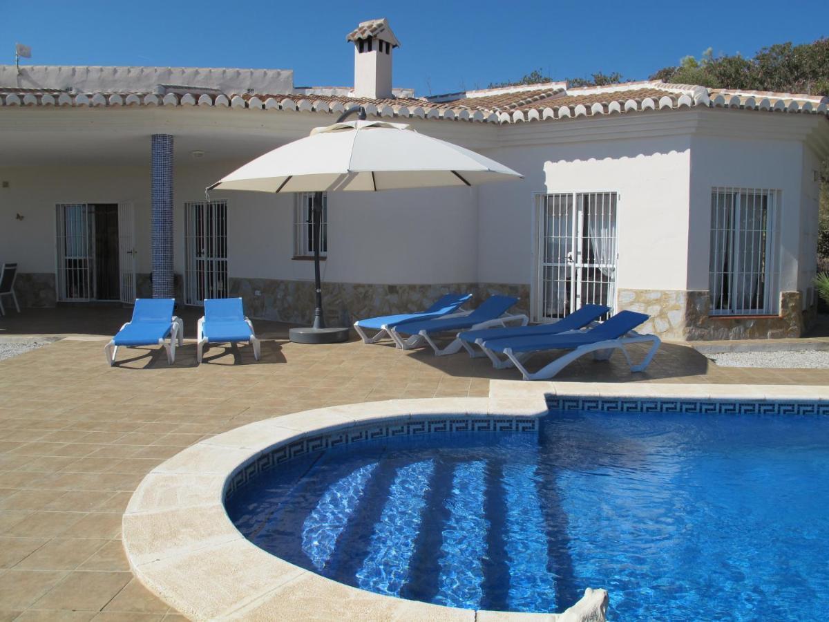 Villa Camakini With Heated Pool And Sea View 아레나스 외부 사진